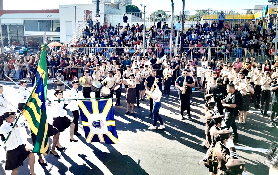 Anápolis- Desfile 31 de Julho- Arquivo M1 Notícias