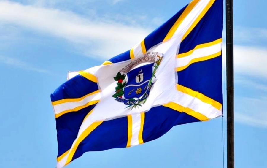 Bandeira de Anápolis- M1 Notícias
