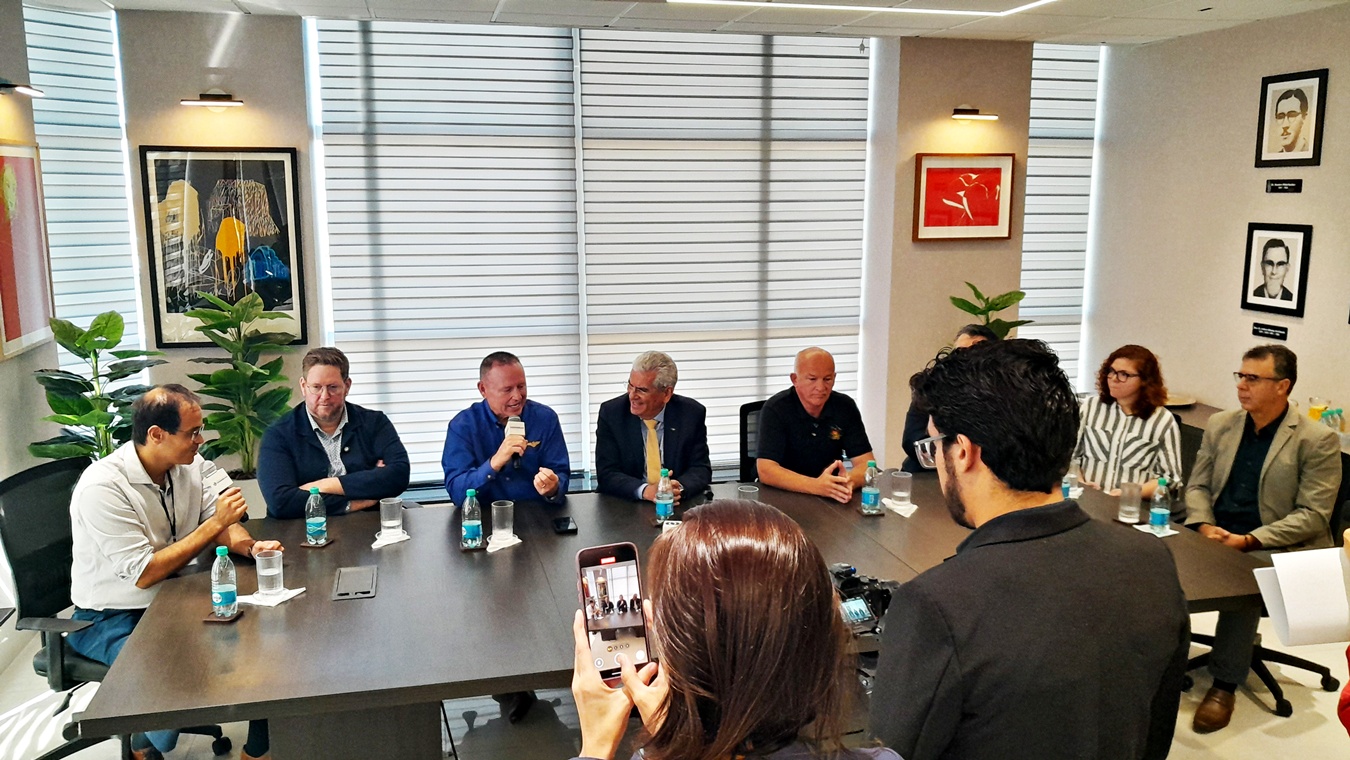 Astronautas da ISS- UniEvangélica M1 Notícias