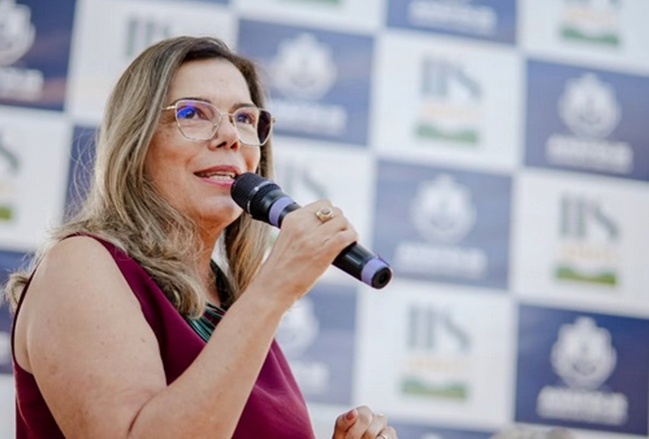 Adriana Rocha- Secretária Municipal de Educação