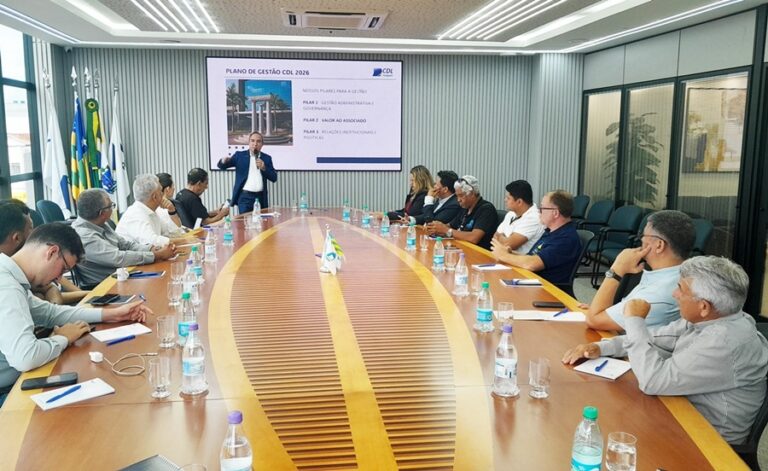 CDL Anápolis- reunião com imprensa- M1 Notícias