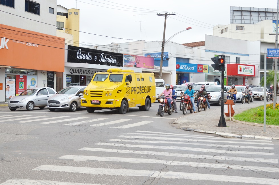 Trânsito- Anápolis - M1 Notícias